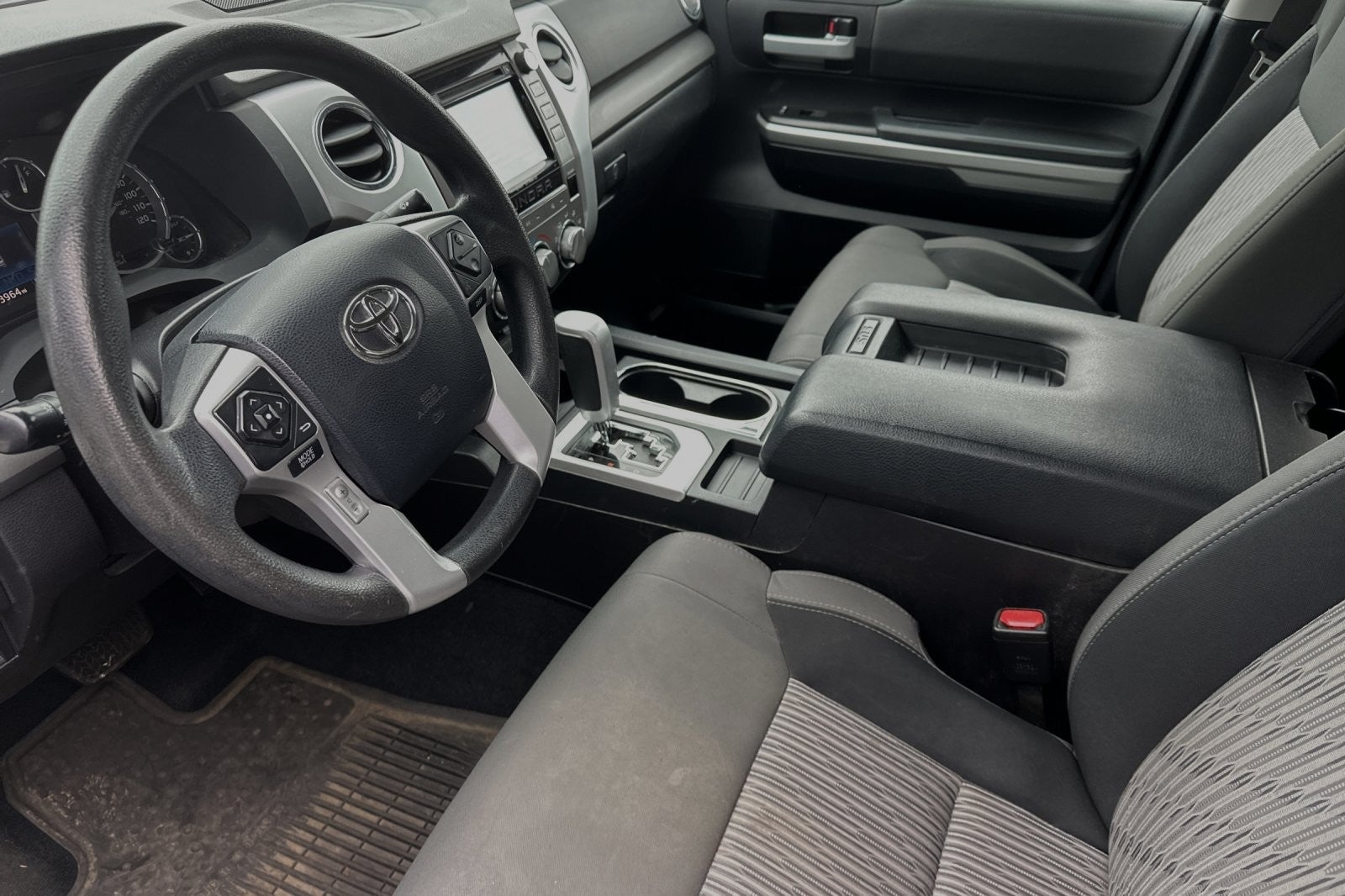 2015 Toyota Tundra 4WD Truck SR5